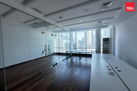 Oficiu în Business Bay, Dubai, EAU 54.4 mp.  №761051