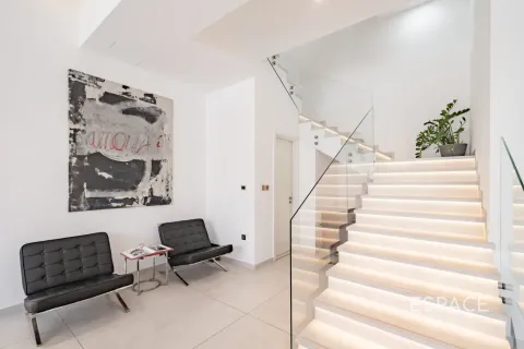 Kaupunkipientalo Palm Jumeirah, Dubai, Arabiemiraatit 4 makuuhuonetta, 347 m2 № 661000 - kuva 5