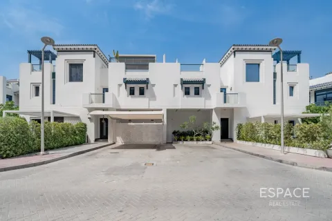 Kaupunkipientalo Palm Jumeirah, Dubai, Arabiemiraatit 4 makuuhuonetta, 347 m2 № 661000 - kuva 20