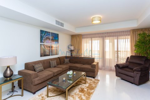 Wohnung in Palm Jumeirah, Dubai, VAE: 2 Schlafzimmer, 179 m2 Nr. 641279