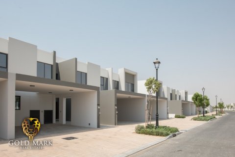 Villa Dubai Landjā, AAE 3 istabas, 167.6 m2 Nr. 512358