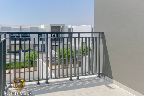 Vilë në Dubai Land, Emiratet e Bashkuara Arabe 3 dhoma gjumi, 167.6 m2. № 512358 - Foto 11