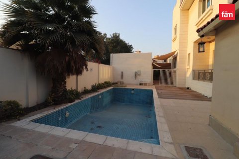 Vila di Al Barsha, Dubai, UAE 6 bilik tidur, 1393.5 meter persegi № 766615 - foto 15