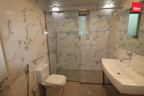 Vila di Al Barsha, Dubai, UAE 6 bilik tidur, 1393.5 meter persegi № 766615 - foto 12
