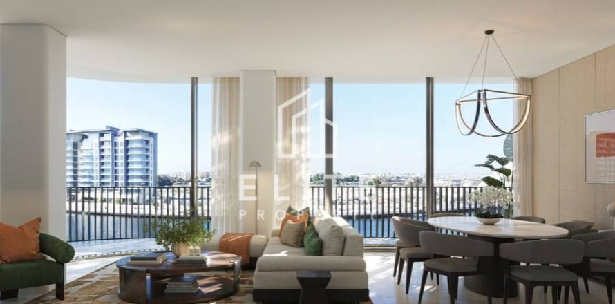 Apartament w Al Wasl, Dubai, ZEA 4 sypialnie, 339 mkw. nr 736356