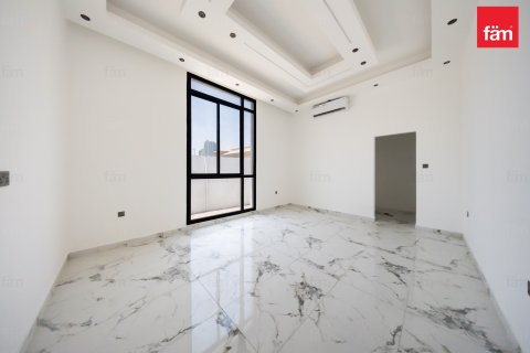 Вилла Аль-Барша, Дубай, БАӘ-да 4 жатын бөлмелер, 929 м² № 758498 - фото 6
