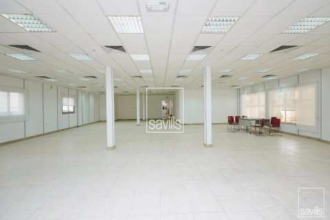 Mussafah, Abu Dhabi, UAE의 임대용 사무실 327.3제곱미터 번호 748197 - 사진 5