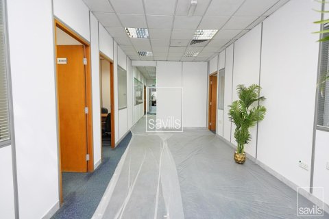 Mussafah, Abu Dhabi, UAE의 임대용 사무실 327.3제곱미터 번호 748197 - 사진 15