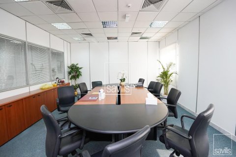 Office in Mussafah, Abu Dhabi, UAE 385.92 sq.m. № 748196 - photo 9
