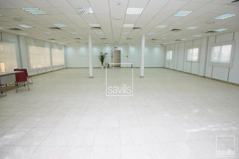 Büroraum in Mussafah, Abu Dhabi, VAE: 385.92 m2 Nr. 748196