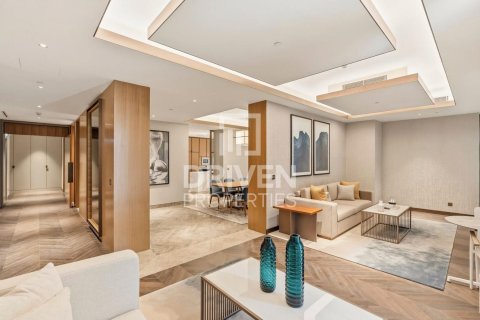 Downtown Dubai (Downtown Burj Dubai), Dubai, UAE의 판매용 펜트하우스 침실 4개, 647.26제곱미터 번호 762099 - 사진 1