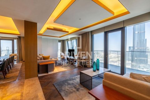 Downtown Dubai (Downtown Burj Dubai), Dubai, UAE의 판매용 펜트하우스 침실 4개, 647.26제곱미터 번호 762099 - 사진 3