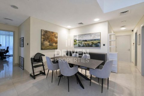 Apartament na sprzedaż w Meydan, Dubai, ZEA 2 sypialnie, 142.51 mkw., nr 762100 - zdjęcie 5