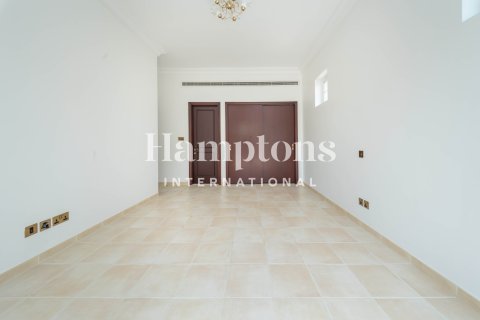 Villa te huur in Arabian Ranches, Dubai, VAE 5 slaapkamers, 990.43888300 vr.m., nr 763412 - foto 10