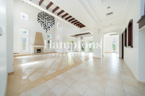 Villa te huur in Arabian Ranches, Dubai, VAE 5 slaapkamers, 990.43888300 vr.m., nr 763412 - foto 4