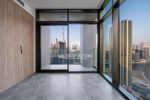 Apartment sa Business Bay, Dubai, UAE 2 silid-tulugan, 85 sq.m. № 664624 - larawan 2