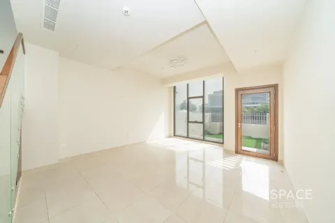 Villa em Al Furjan, Dubai, EAU 3 quartos, 197 m2 № 738240