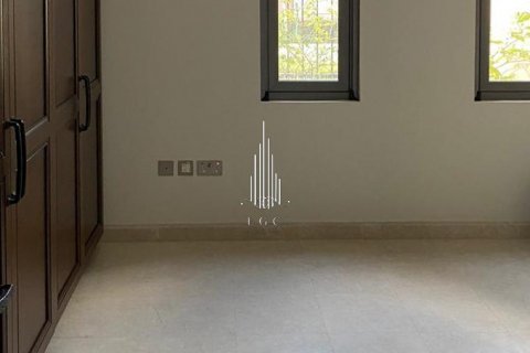 Villa sa Saadiyat Island, Abu Dhabi, UAE 5 silid-tulugan, 542 sq.m. № 513981 - larawan 11
