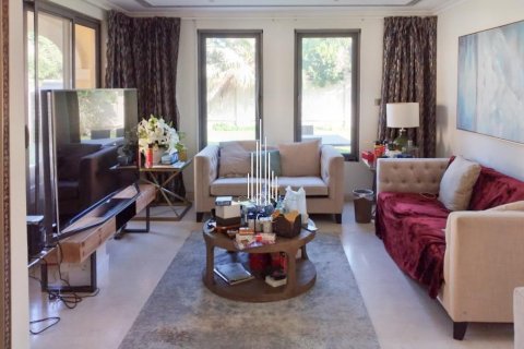 Vila na Saadiyat Island, Abu Dhabi, SAE 5 ložnice, 542 m² Č.: 513981
