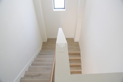 Adosado en alquiler en Yas Island, Abu Dhabi, EAU 3 dormitorios, 162.9 m2 № 513979 - foto 17