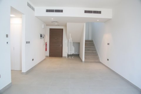 Adosado en alquiler en Yas Island, Abu Dhabi, EAU 3 dormitorios, 162.9 m2 № 513979 - foto 11