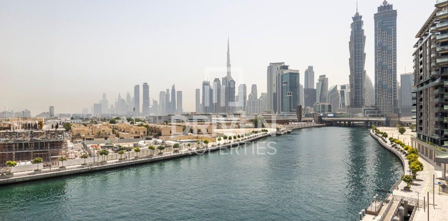 Al Wasl、Dubai、UAEにあるマンション 2ベッドルーム、147.25 m2 No768543