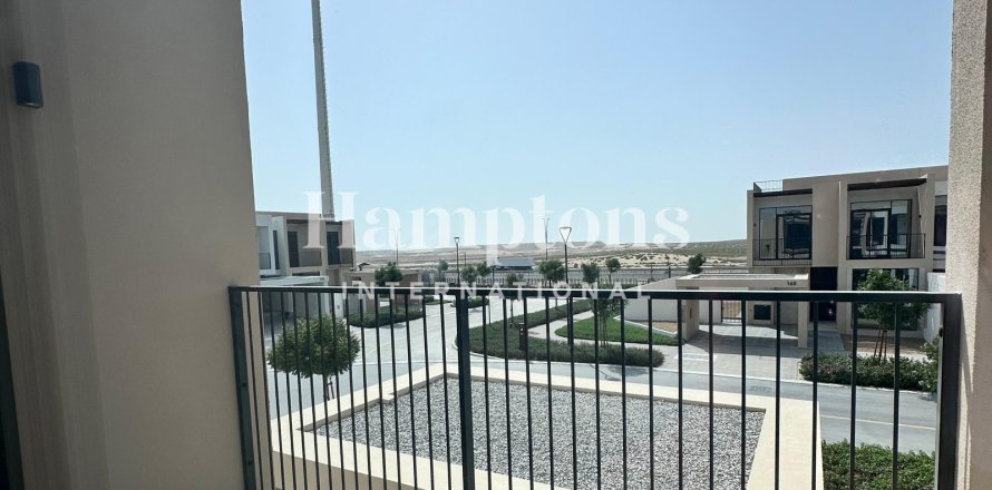 Villa i Dubai South (Dubai World Central), Dubai, UAE 4 sovrum, 354.52 kvm Nr. 732924