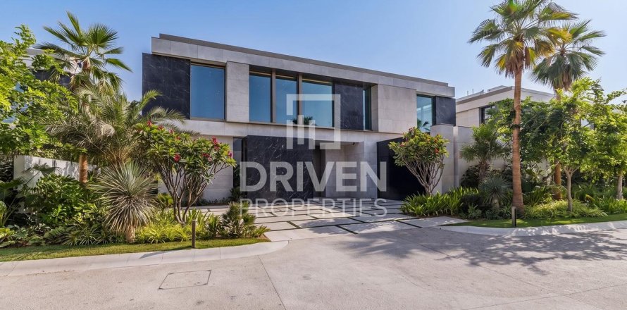Vila u Palm Jumeirah, Dubai, UAE 1760.05 m2, 6 spavaćih soba Br. 761604