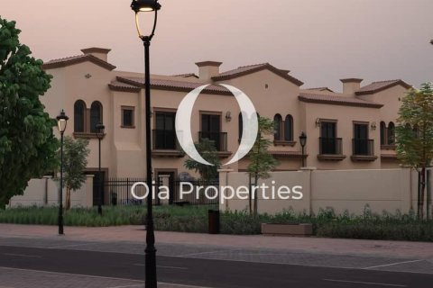 Huvila Abu Dhabi, Arabiemiraatit 5 makuuhuonetta, 640 m2 № 644594 - kuva 10