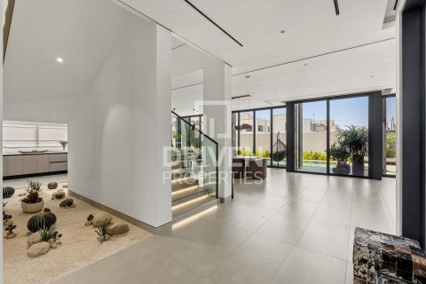 Nadd Al Sheba, Dubai, BAE’de satılık villa 5 yatak odası, 930.24 m&sup2; No 765242 - fotoğraf 8