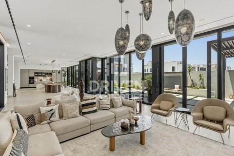 Nadd Al Sheba, Dubai, BAE’de satılık villa 5 yatak odası, 930.24 m&sup2; No 765242 - fotoğraf 5