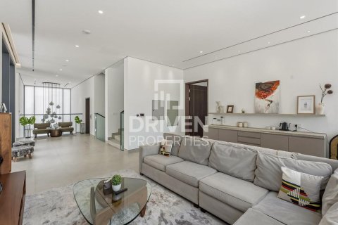 Nadd Al Sheba, Dubai, BAE’de satılık villa 5 yatak odası, 930.24 m&sup2; No 765242 - fotoğraf 9