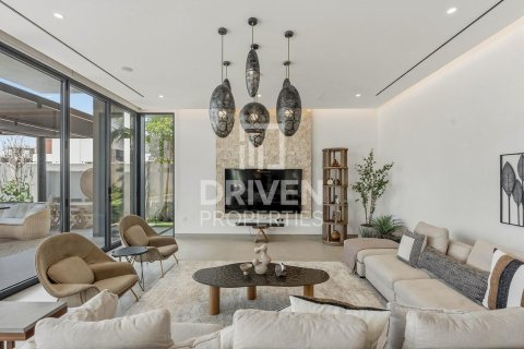 Nadd Al Sheba, Dubai, BAE’de satılık villa 5 yatak odası, 930.24 m&sup2; No 765242 - fotoğraf 3
