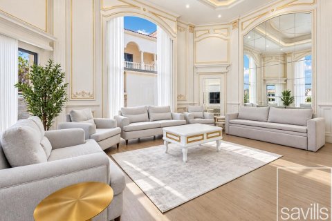 Villa til salgs i Palm Jumeirah, Dubai, Emiratene 4 soverom, 657.38 kvm Nr. 766764 - Foto 6