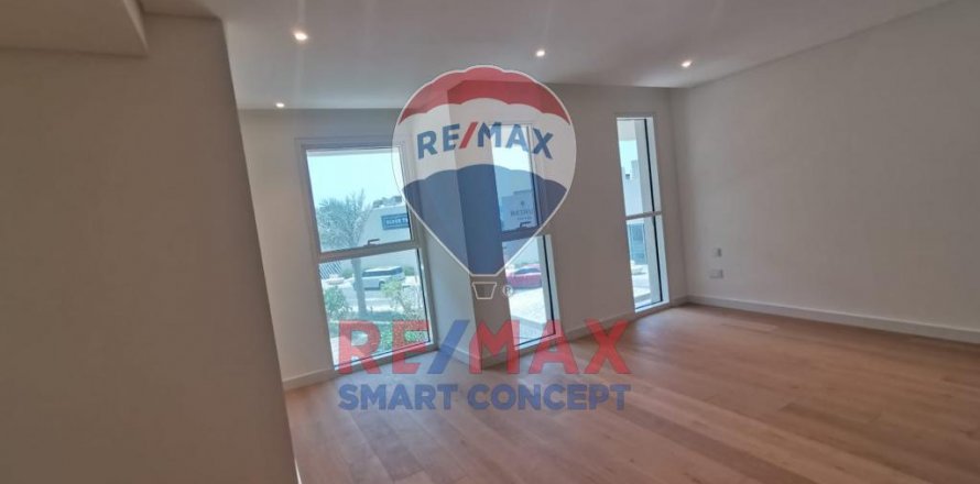 טאונהאוס ב Saadiyat Island, Abu Dhabi, איחוד האמירויות 2 חדרי שינה, 213.7 מ"ר מספר 516328