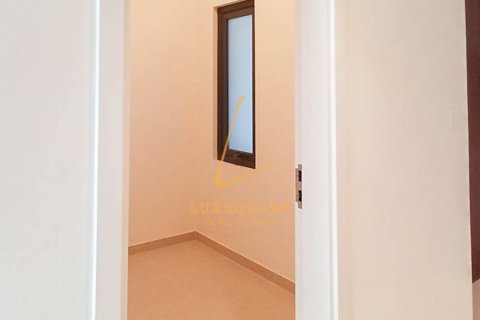 Villa te huur in Dubai South (Dubai World Central), Dubai, VAE 3 slaapkamers, 141 vr.m., nr 738744 - foto 10