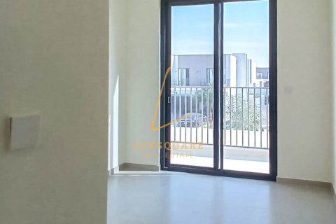 Villa te huur in Dubai South (Dubai World Central), Dubai, VAE 3 slaapkamers, 141 vr.m., nr 738744 - foto 16
