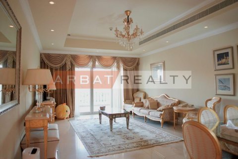 Apartment i Palm Jumeirah, Dubai, UAE 2 soveværelser, 163.51 kvm № 737091
