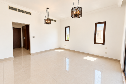 Vilë në Arabian Ranches 2, Dubai, Emiratet e Bashkuara Arabe 4 dhoma gjumi, 404.5 m2. № 768755 - Foto 24