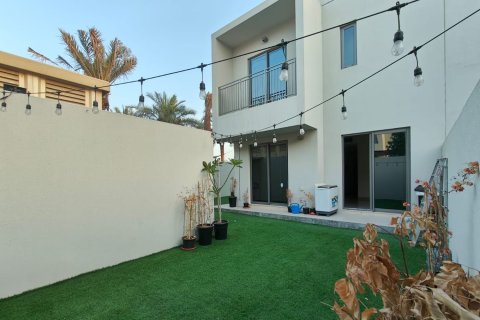 Radhus uthyres i Muwaileh Commercial, Sharjah, UAE 3 sovrum, 175.12 kvm Nr. 768753 - fotografi 2