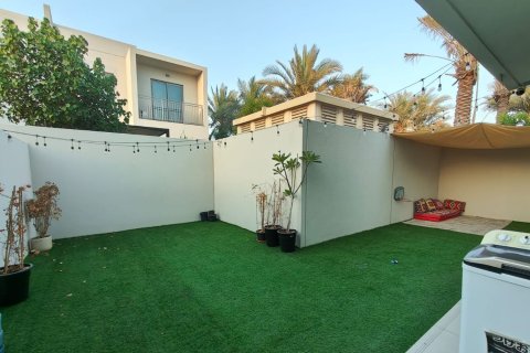 Radhus uthyres i Muwaileh Commercial, Sharjah, UAE 3 sovrum, 175.12 kvm Nr. 768753 - fotografi 3