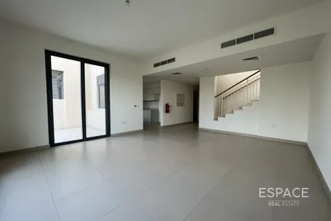 Vilë në Dubai Hills Estate, Emiratet e Bashkuara Arabe 3 dhoma gjumi, 211 m2. № 738401 - Foto 3