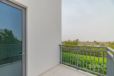 Villa sa Dubai Hills Estate, UAE 4 silid-tulugan, 231 sq.m. № 738400 - larawan 16