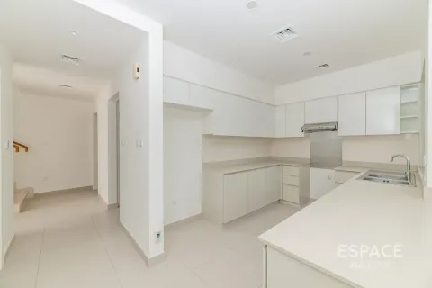 Villa sa Dubai Hills Estate, UAE 4 silid-tulugan, 231 sq.m. № 738400 - larawan 3
