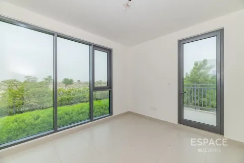 Villa sa Dubai Hills Estate, UAE 4 silid-tulugan, 231 sq.m. № 738400 - larawan 14