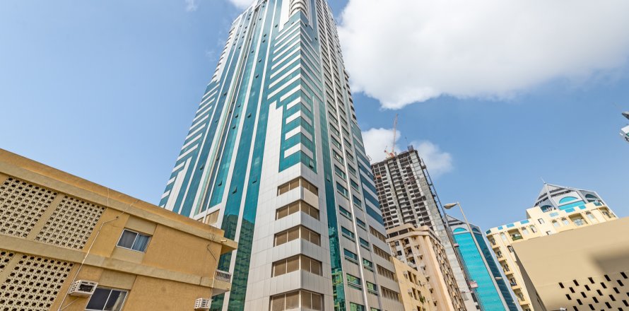 Διαμέρισμα σε Al Majaz, Sharjah, ΗΑΕ 3 υπνοδωμάτια, 237.27 τ.μ. Αρ. 748867