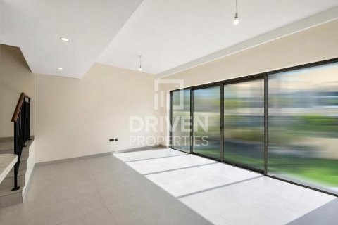 Таунхаус в Damac Lagoons, Дубай, ОАЕ 4 спальні, 144м2 № 768644