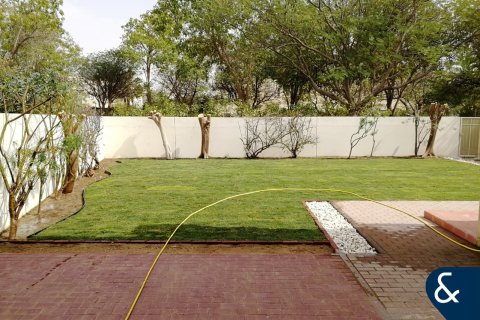 Vila v The Springs, Dubai, SAE 3 spálne, 210 m2 č. 698041