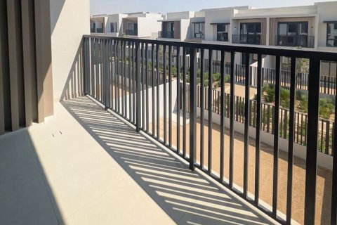 Villa in affitto a Jebel Ali, Dubai, EAU 3 camere da letto, 241 mq. № 726051 - foto 8