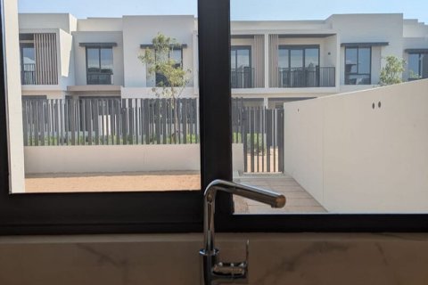 Villa in affitto a Jebel Ali, Dubai, EAU 3 camere da letto, 241 mq. № 726051 - foto 9
